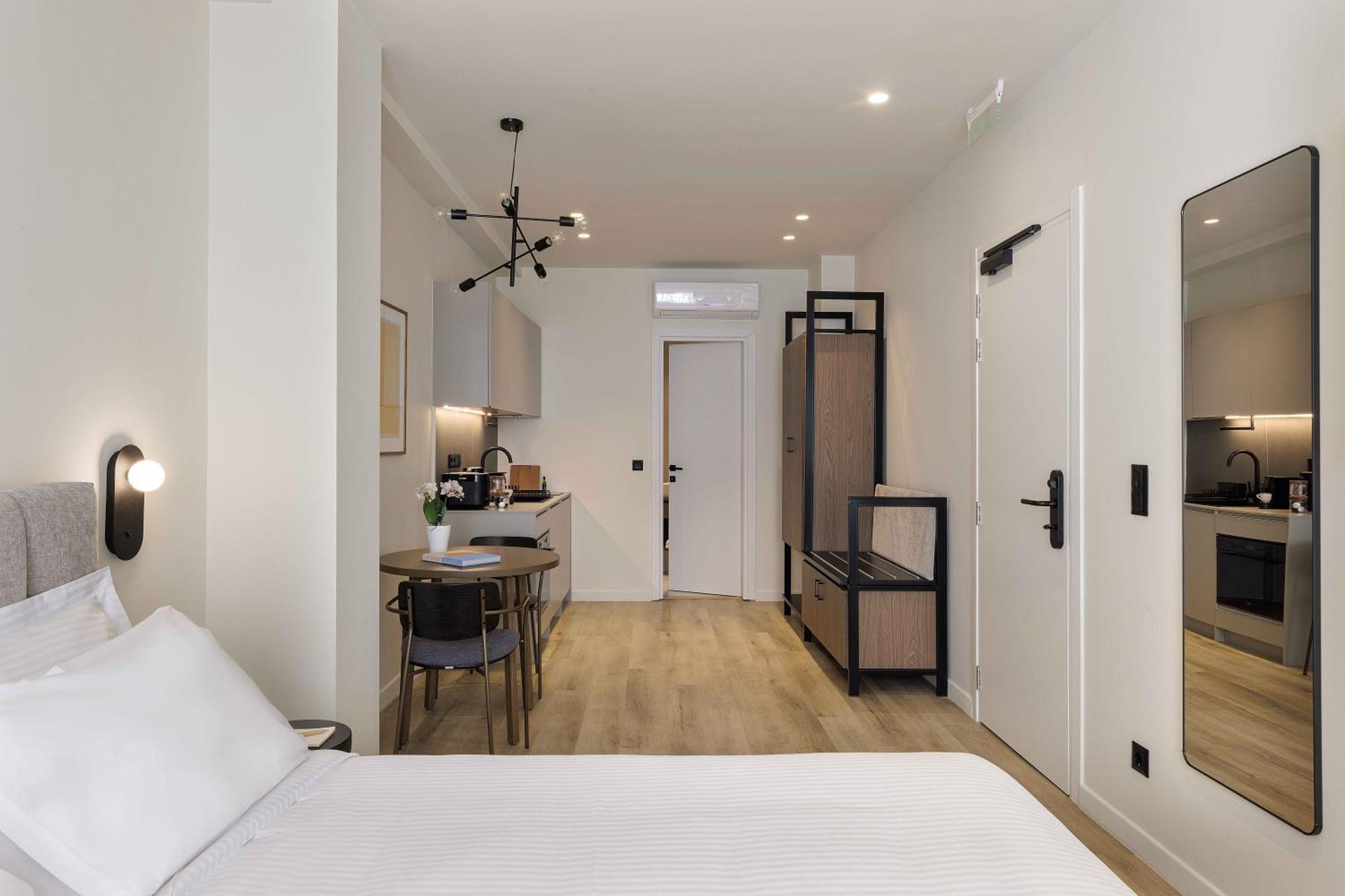 Master Plaka Apartment Athens Exterior photo